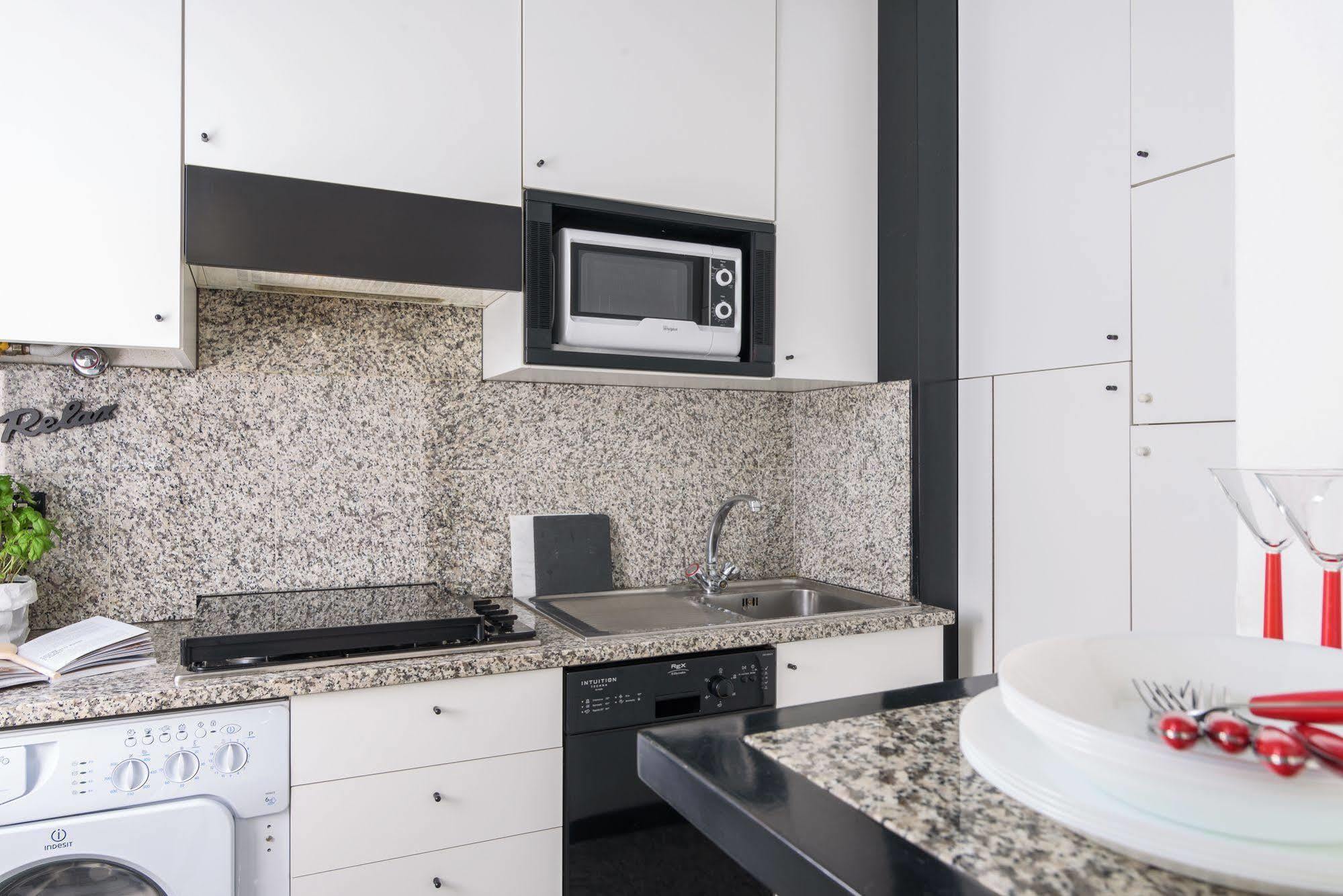 Alcuino Apartment Milano Exterior foto